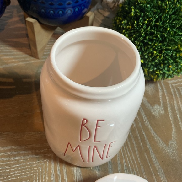 New! Valentines Day Rae Dunn Ceramic BE MINE Love Letter Canister Lid - Picture 7 of 9